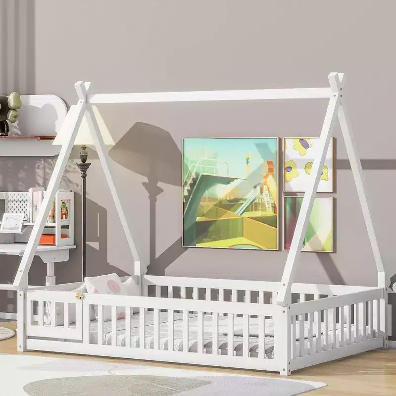 Letto da terra a tenda full size con sponde e porta, bianco