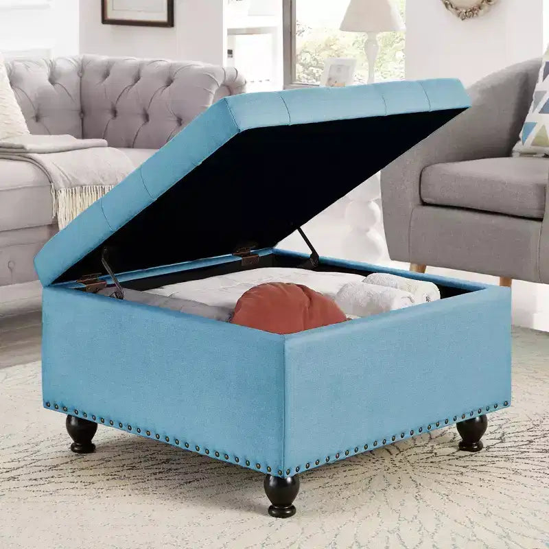 Pouf Contenitore Grande Quadrato Okak con Gambe in Legno, Panca da Ingresso con Bottoni, Decorato con Trapuntatura e Rifiniture a Borchie, Poggiapiedi per la Casa