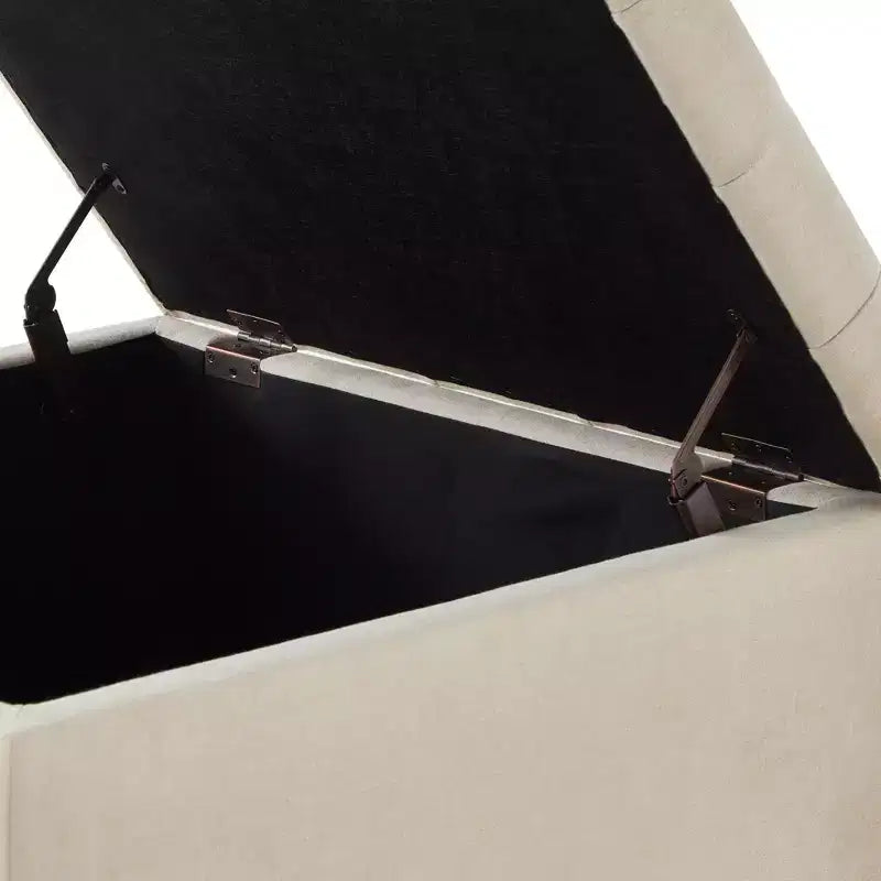 Pouf Contenitore Grande Quadrato Okak con Gambe in Legno, Panca da Ingresso con Bottoni, Decorato con Trapuntatura e Rifiniture a Borchie, Poggiapiedi per la Casa