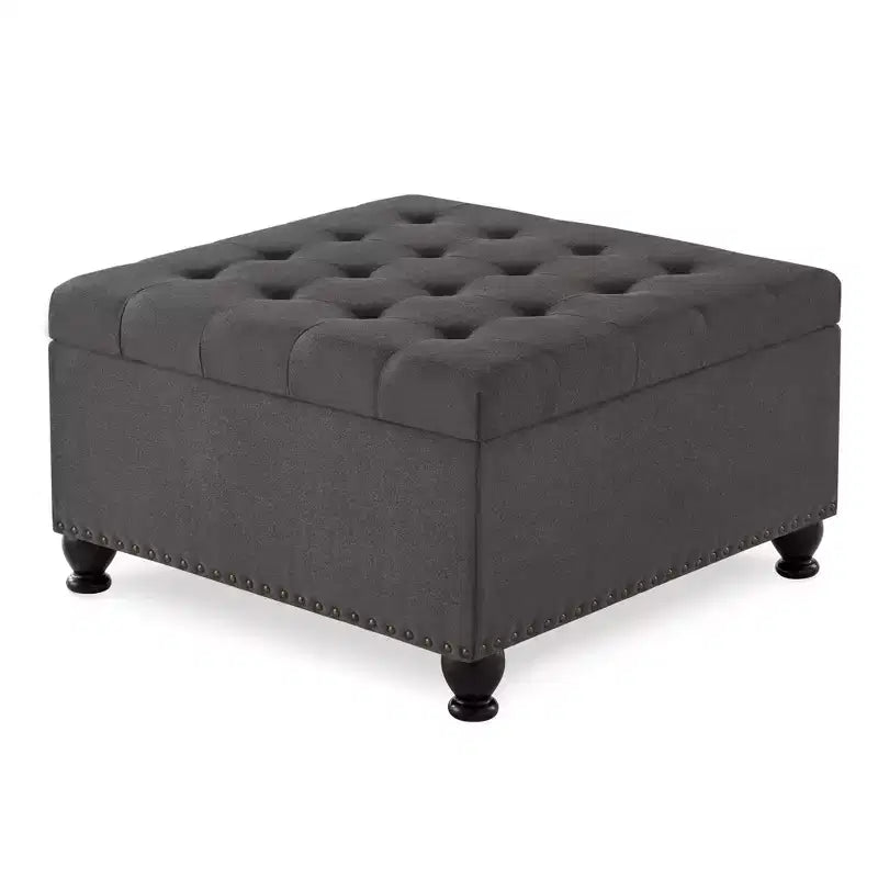 Pouf Contenitore Grande Quadrato Okak con Gambe in Legno, Panca da Ingresso con Bottoni, Decorato con Trapuntatura e Rifiniture a Borchie, Poggiapiedi per la Casa