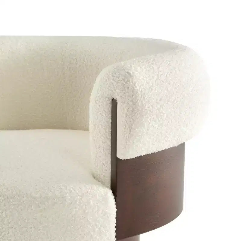 Poltrona a botte girevole imbottita scultorea ricurva, poltrona moderna di design