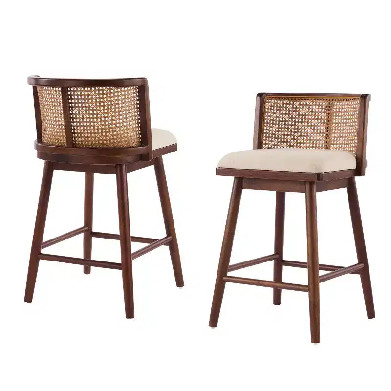Set di 2 Sgabelli da Bancone in Legno con Schienale in Rattan e Rivestimento Beige