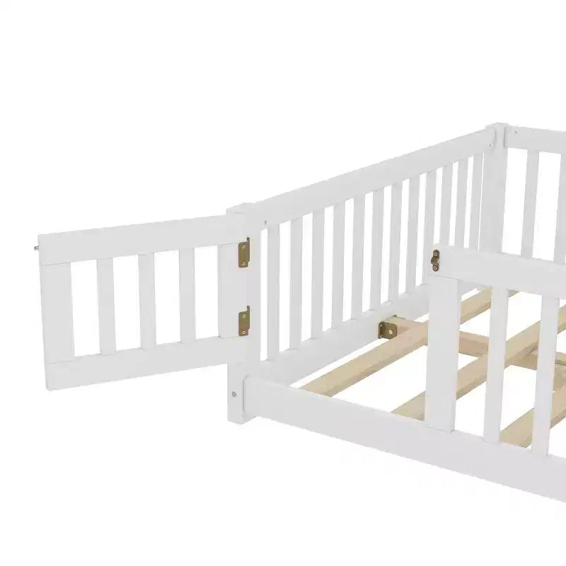 Struttura letto a terra per bambini in legno massello con spondine di sicurezza e cancelletto rimovibile, letto Montessori per bambini piccoli