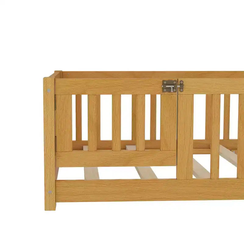 Struttura letto a terra per bambini in legno massello con spondine di sicurezza e cancelletto rimovibile, letto Montessori per bambini piccoli